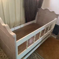 تخت گهواره ای کودک‌ درحد
