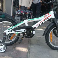 ۱۶ آلمینیوم ویوا