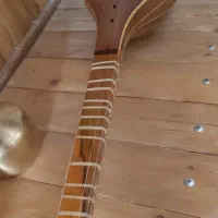 سه تار ظریف و خوش ساخت