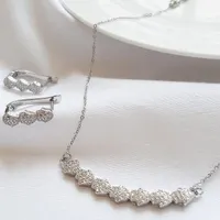 نیمست زنجیری نگینی مدل نقره ای، زیبایی بی انتها|بدلیجات|تهران, کامرانیه|دیوار