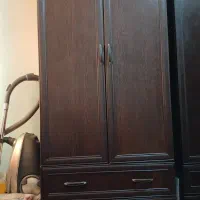 کمد دو لنگه کشو دار قهوه ای