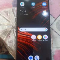 گوشیpocoM3سالم