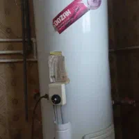 ابگرمکن ایستاده