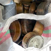 خرید یا تعویض ظروف مس قدیمی|کلکسیون اشیاء عتیقه|خمام, |دیوار