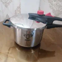 قاشق چنگال و زودپز کلیپسی
