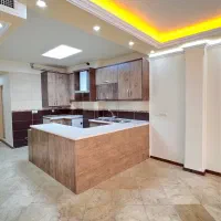 ۱۱۱متر،بالای امیرآباد،با امکانات