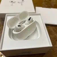 ایرپاد پرو ۱ همراه جعبه اصلی ، دو تا گوشی سالم