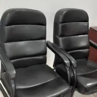 صندلی انتظار روکش چرم