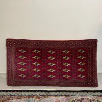 یک جفت پُشتی دست بافت