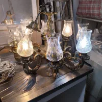 ۲عدد لوستر یکی برنزی یکی چوبی