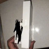 گوشی آیفون ۱۶ نرمال پلمپ سفید