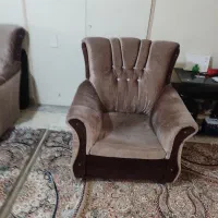 مبل هفت نفره با میز وسط و میز ناهارخوری ۴نفره