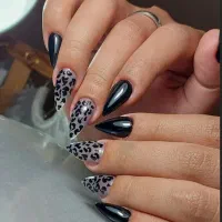 تخفیف ویژه ترمیم ناخن،کاشت ناخون،ناخن،ناخون