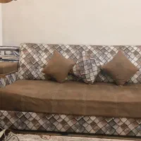 مبل ال با یکعددپاف که هم بصورت نشیمن ویا جلو مبل