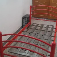 تخت خواب فلزی