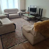 یک دست مبل هفت نفره