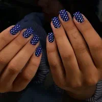خدمات تخصصی ناخن کاشت و ترمیم با تخفیف ویژه|خدمات زیبایی و سلامت|رشت, معلم|دیوار
