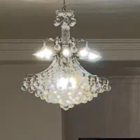 لوستر|لوستر و چراغ آویز|صحنه, |دیوار