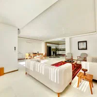 فروش واحد ۱۳۶ متری سه‌خوابه نوساز وام‌دار در کانون