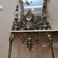آینه و شمعدان برنزی به همراه ساعت برنزی