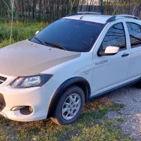 کوئیک مدل ۱۴۰۱ بسیار تمیز