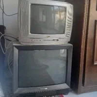 دو عدد تلویزیون