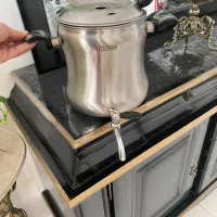کتری شیر دار