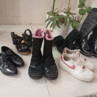 تعدادی کفش جنس خوب واصل مفت.