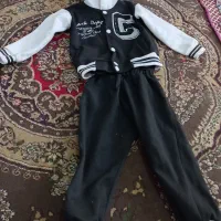 یه تعداد کفش و یه دست لباس زمستونی هودی و شلوار|کفش و لباس بچه|بندر امام خمینی, |دیوار