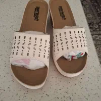 دمپایی روفرشی