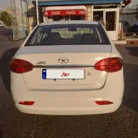 جک j4 فنی و بدنه سالم