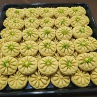 استخدام نیروی وردست قنادی