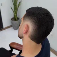 اصلاح و خدمات زیبایی در منزل