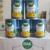 انباردار در پخش مواد غذایی