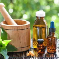 روغن گیاهی ، خالص عسل زنبورداری ، عرقیجات سنتی