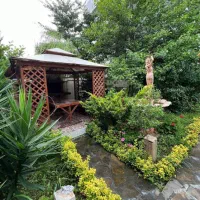 ۲۵۰متر ویلایی/سه طبقه بنای مستقل/ابتدای حافظ