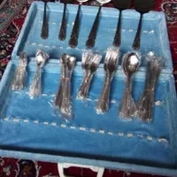 ظرف و ظروف آشپزخانه