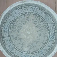 فرش گرد یک در یک