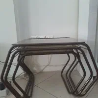 میز عسلی شیشهای