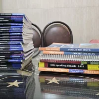تعدادی کتاب آیلتس