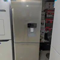 یخچال فریزر بنی سفید و سیلور