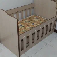 تخت و کمد کودک