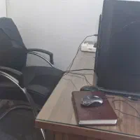 کارگر ساده آقا و منشی آشنا به کامپیوتر
