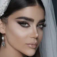 تخفیف لاین میکاپ و شینیون ...سالن زیبایی)