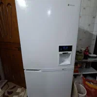 یخچال فریزر بزرگ اسنوا