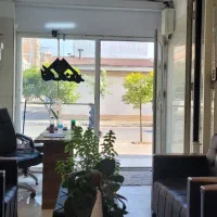 همکار در دفتر املاک خانه ماندگار