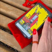 فال و طالع بینی و خدمات دعا حضوری و تلفنی