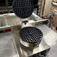 وافل ساز گرد