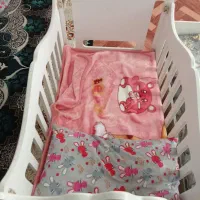 تخت نوزاد|تخت و صندلی بچه|بشاریات, |دیوار