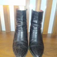 پوتین زنانه|کیف، کفش، کمربند|لاهیجان, انقلاب|دیوار